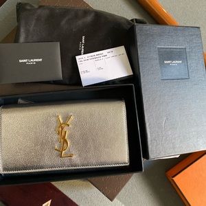 Saint Laurent clutch
